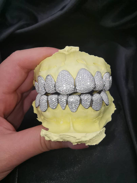 FULLY MOISSANITE 925 SLIVER GRILLZ | D-COLOR VVS1 CLARITY| GRA CERTIFIED