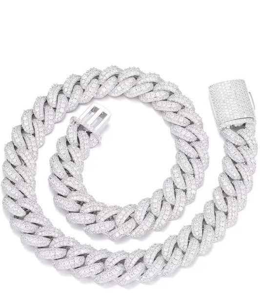 18MM Round Diamond Cuban Necklace (Diamond Tester Approved)